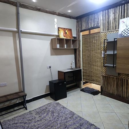 Babajay Family Home Daressalam Exterior foto