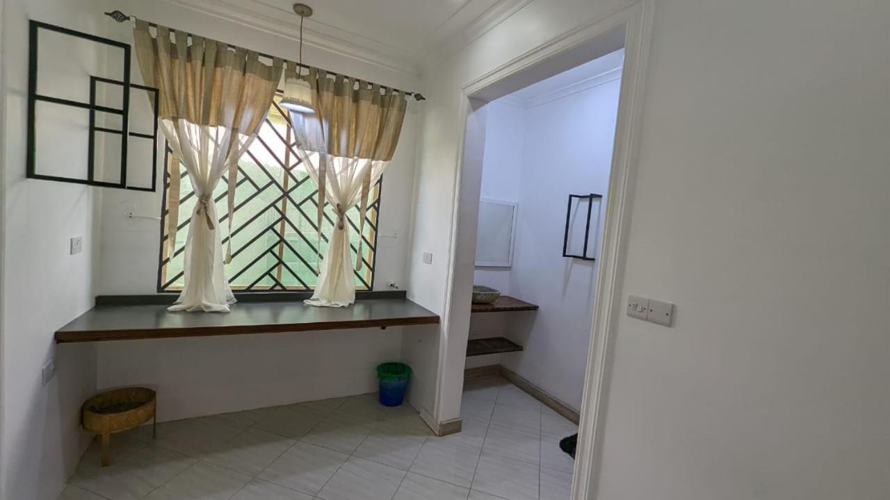 Babajay Family Home Daressalam Exterior foto