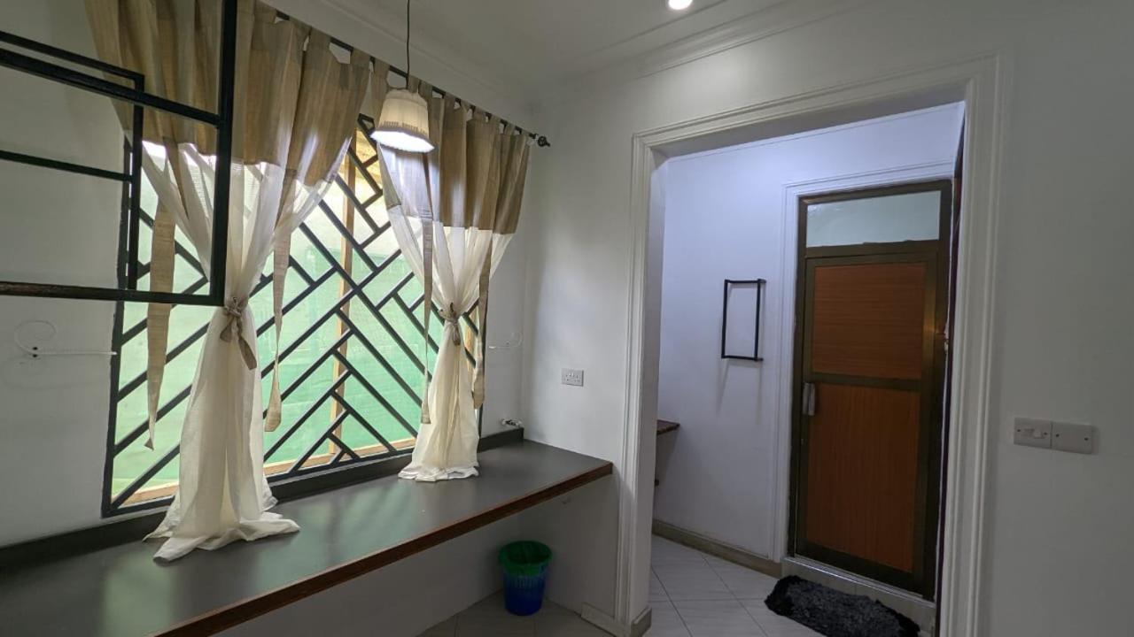 Babajay Family Home Daressalam Exterior foto