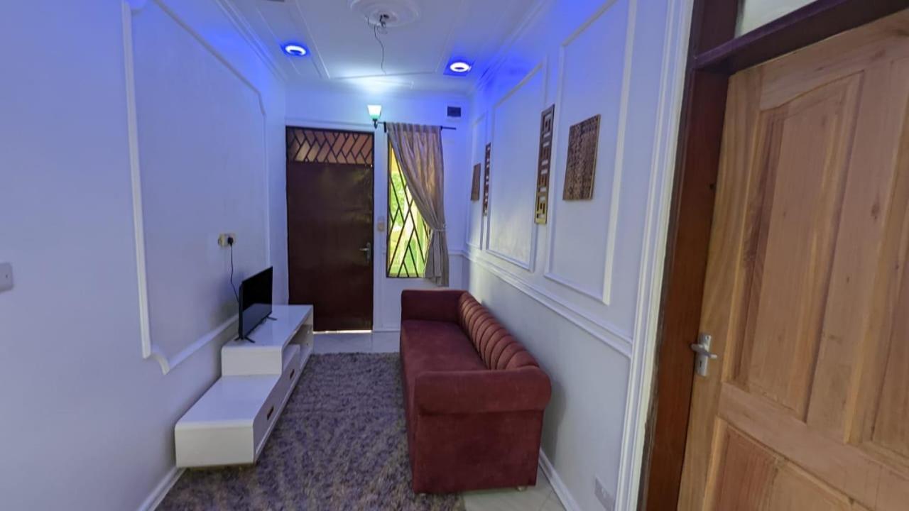 Babajay Family Home Daressalam Exterior foto