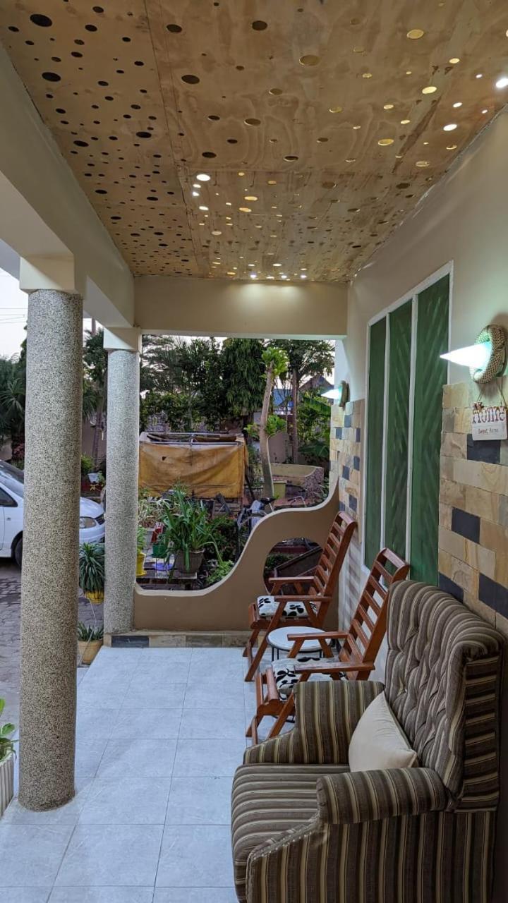 Babajay Family Home Daressalam Exterior foto