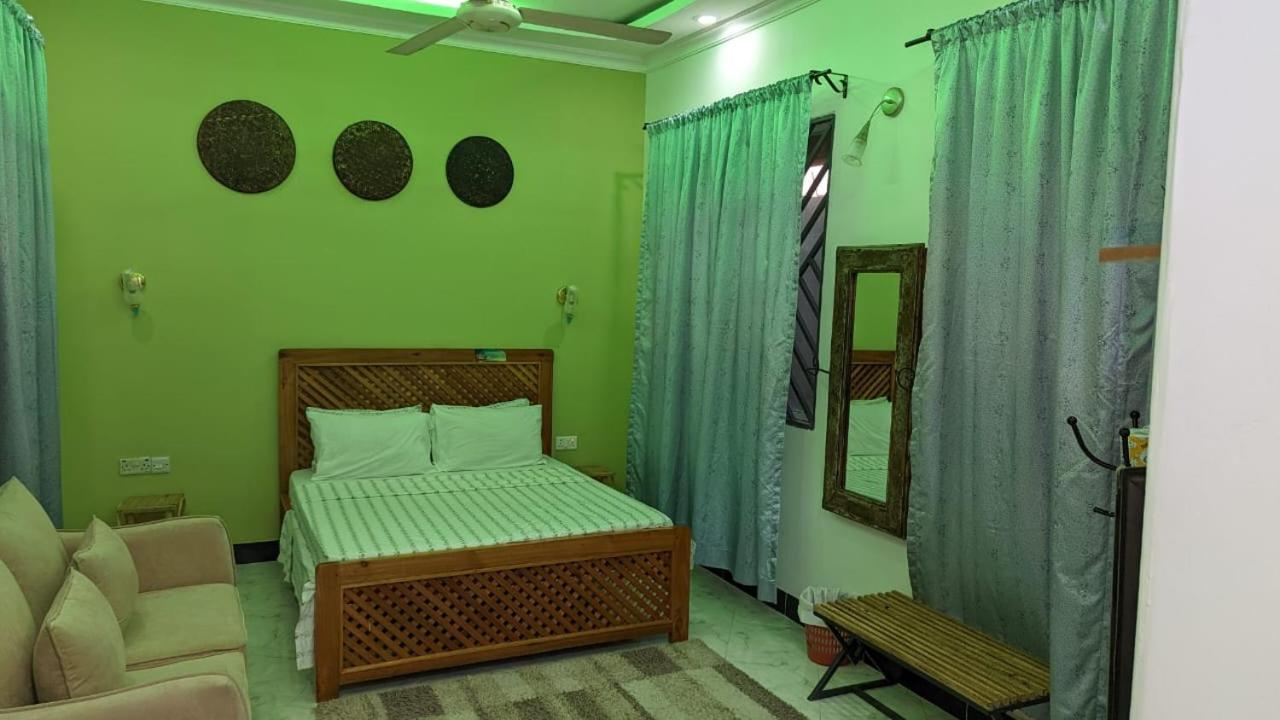 Babajay Family Home Daressalam Exterior foto